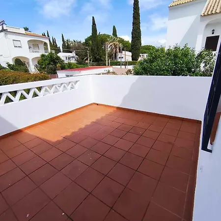 Olhos De água, Mulatinho Lote 9 V3 - Albufeira Olhos de Agua (Albufeira)