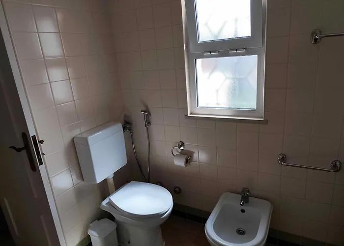 Olhos De Agua, Mulatinho Lote 9 V3 - Albufeira * Olhos de Agua (Albufeira)